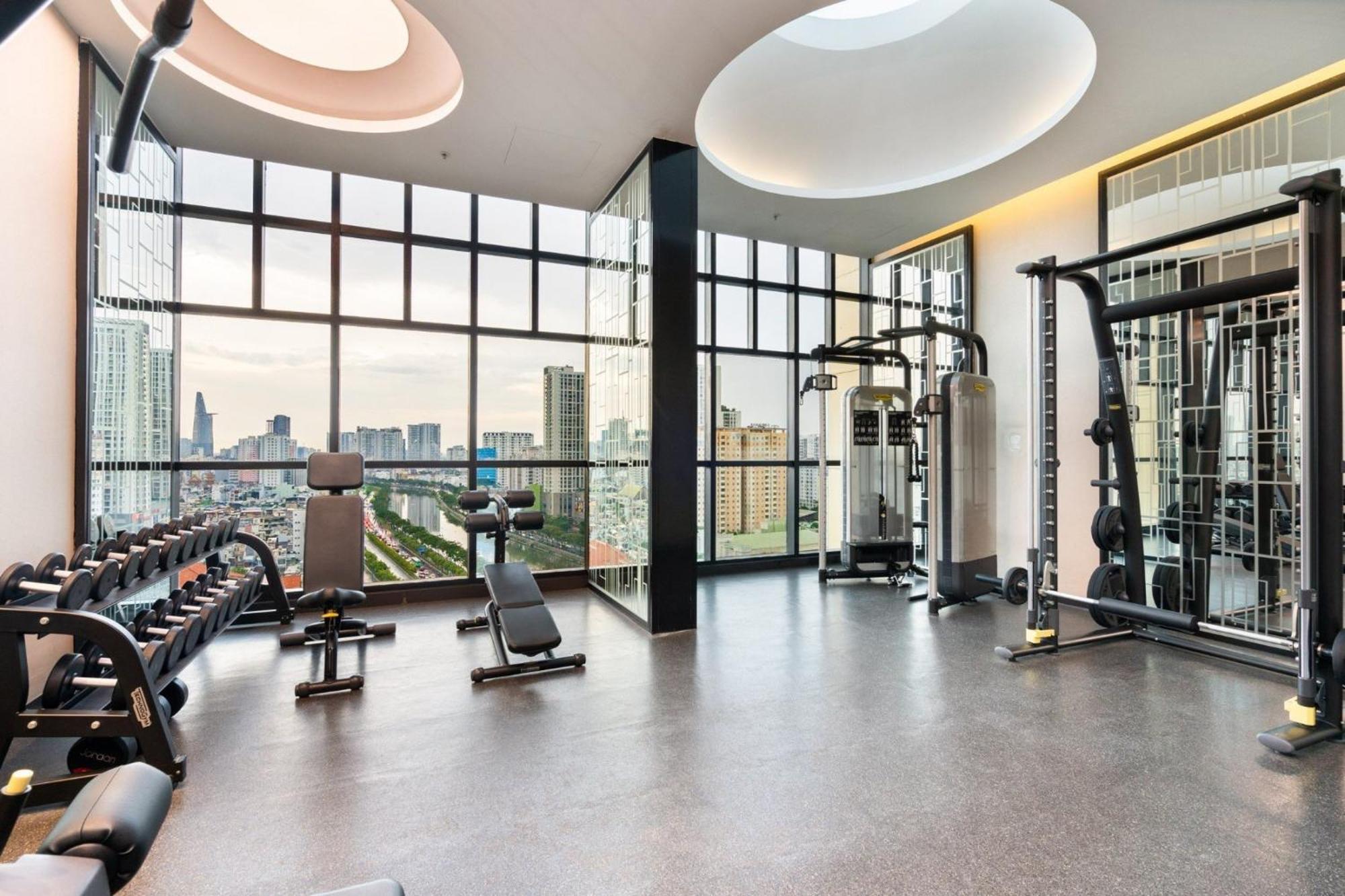 Exclusive 2-3 Bedroom Apartment In District 1 Free Pool Gym Sauna Хошимин Экстерьер фото