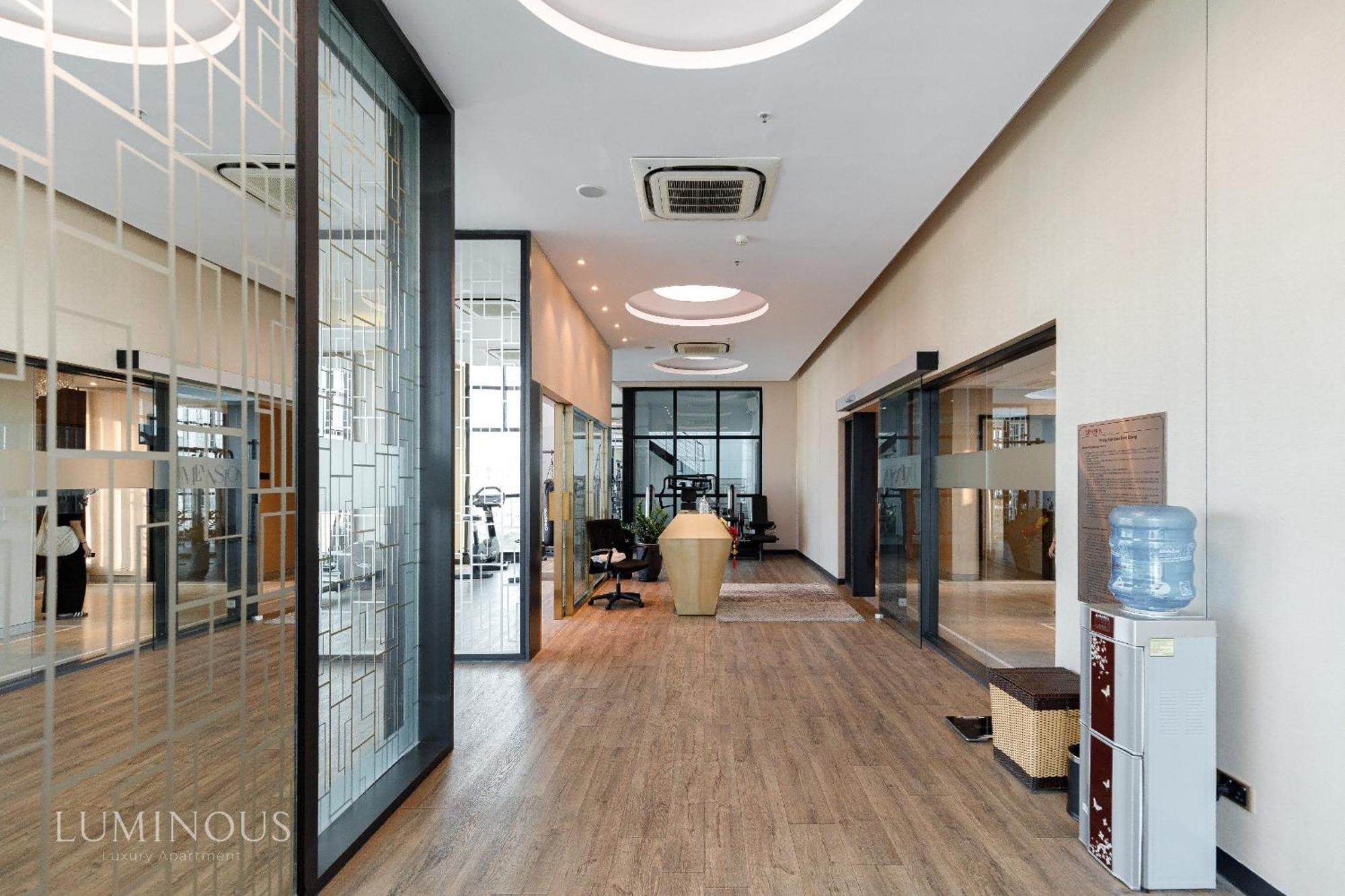Exclusive 2-3 Bedroom Apartment In District 1 Free Pool Gym Sauna Хошимин Экстерьер фото