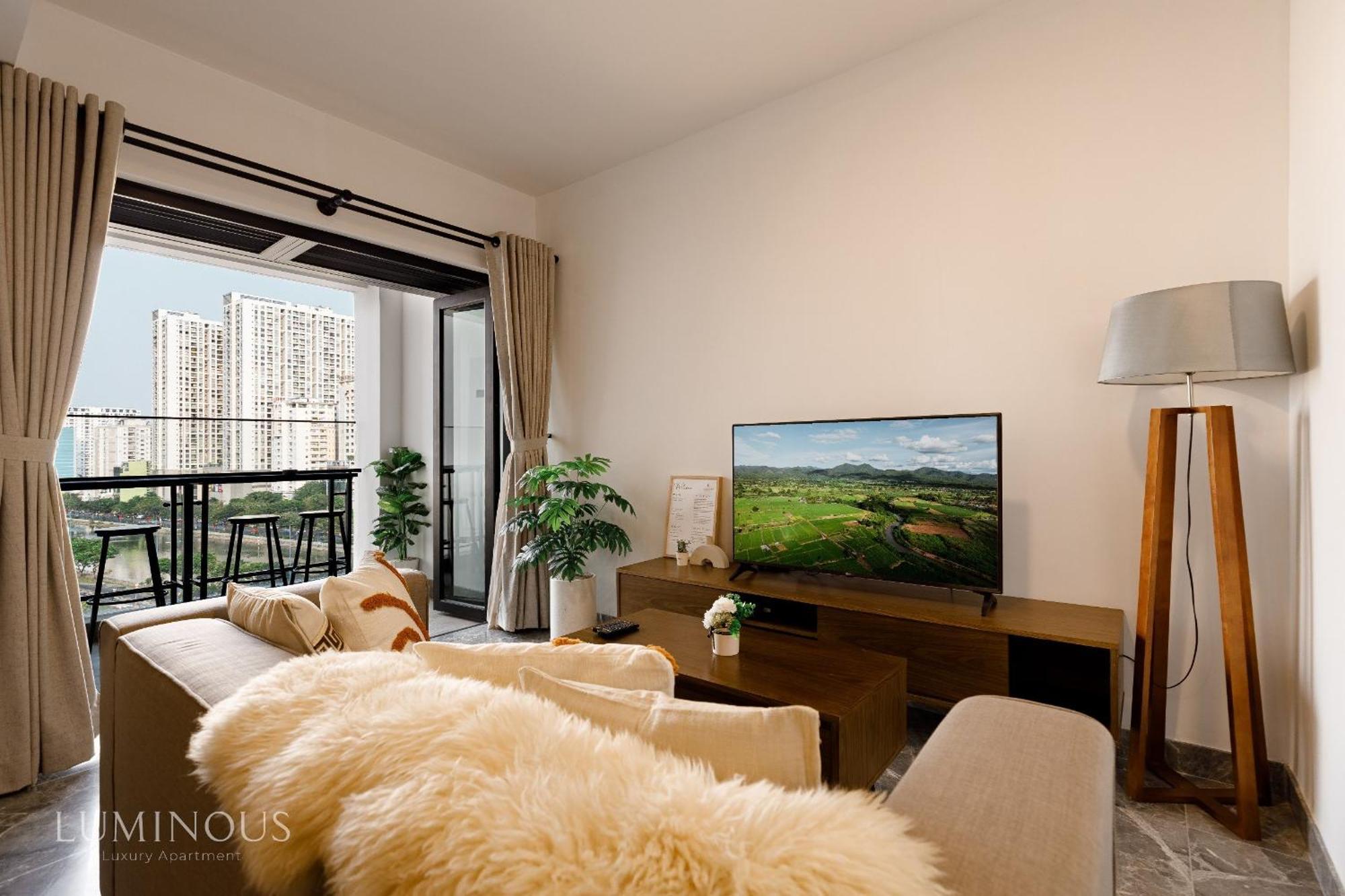 Exclusive 2-3 Bedroom Apartment In District 1 Free Pool Gym Sauna Хошимин Экстерьер фото