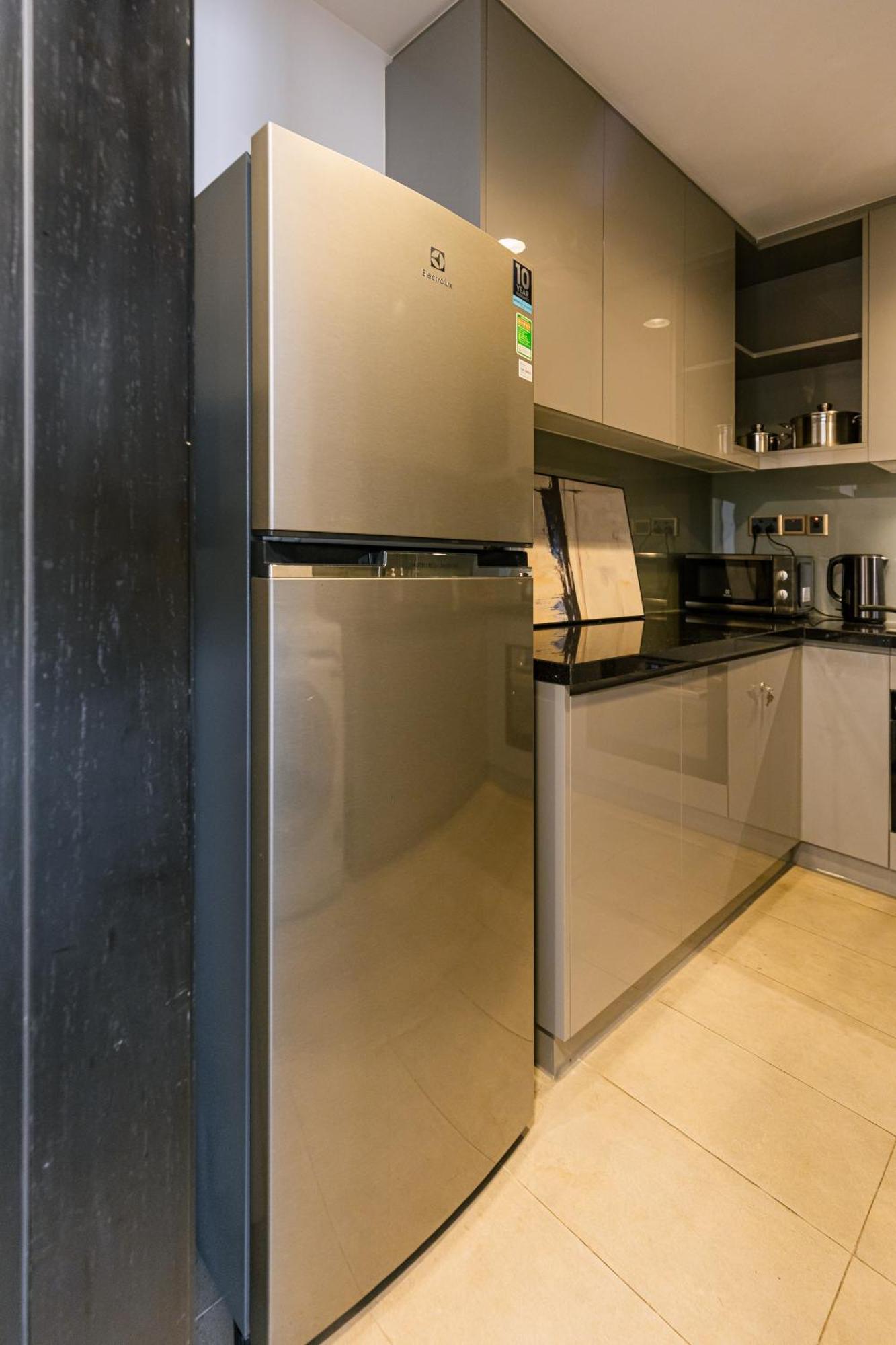Exclusive 2-3 Bedroom Apartment In District 1 Free Pool Gym Sauna Хошимин Экстерьер фото