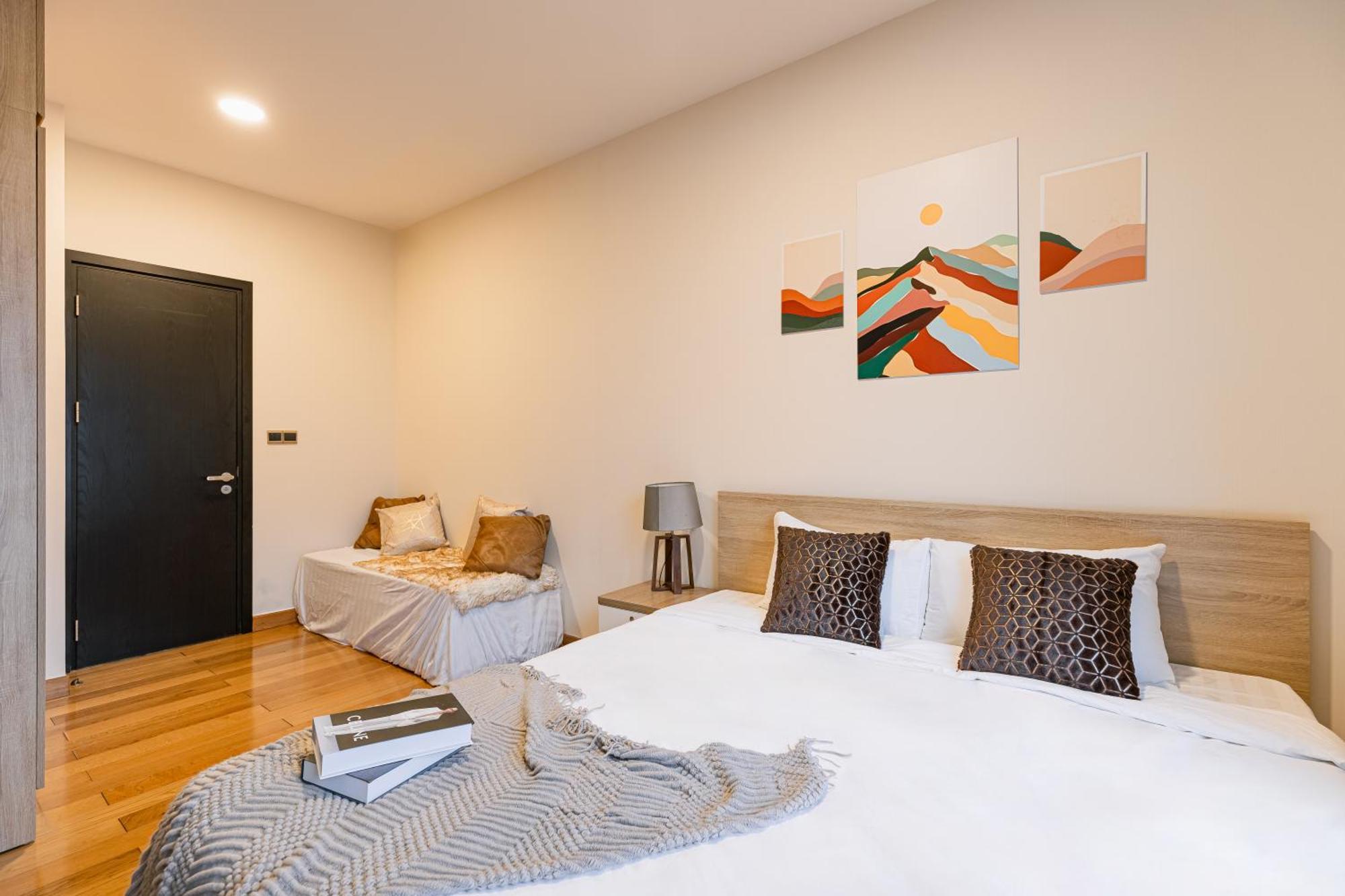 Exclusive 2-3 Bedroom Apartment In District 1 Free Pool Gym Sauna Хошимин Экстерьер фото